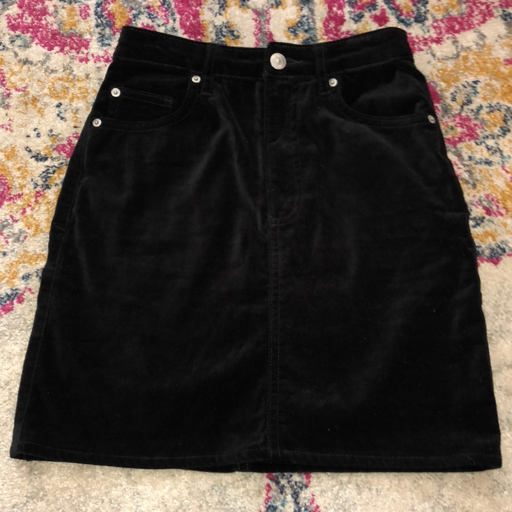 Black Velvet High Waisted Skirt🖤